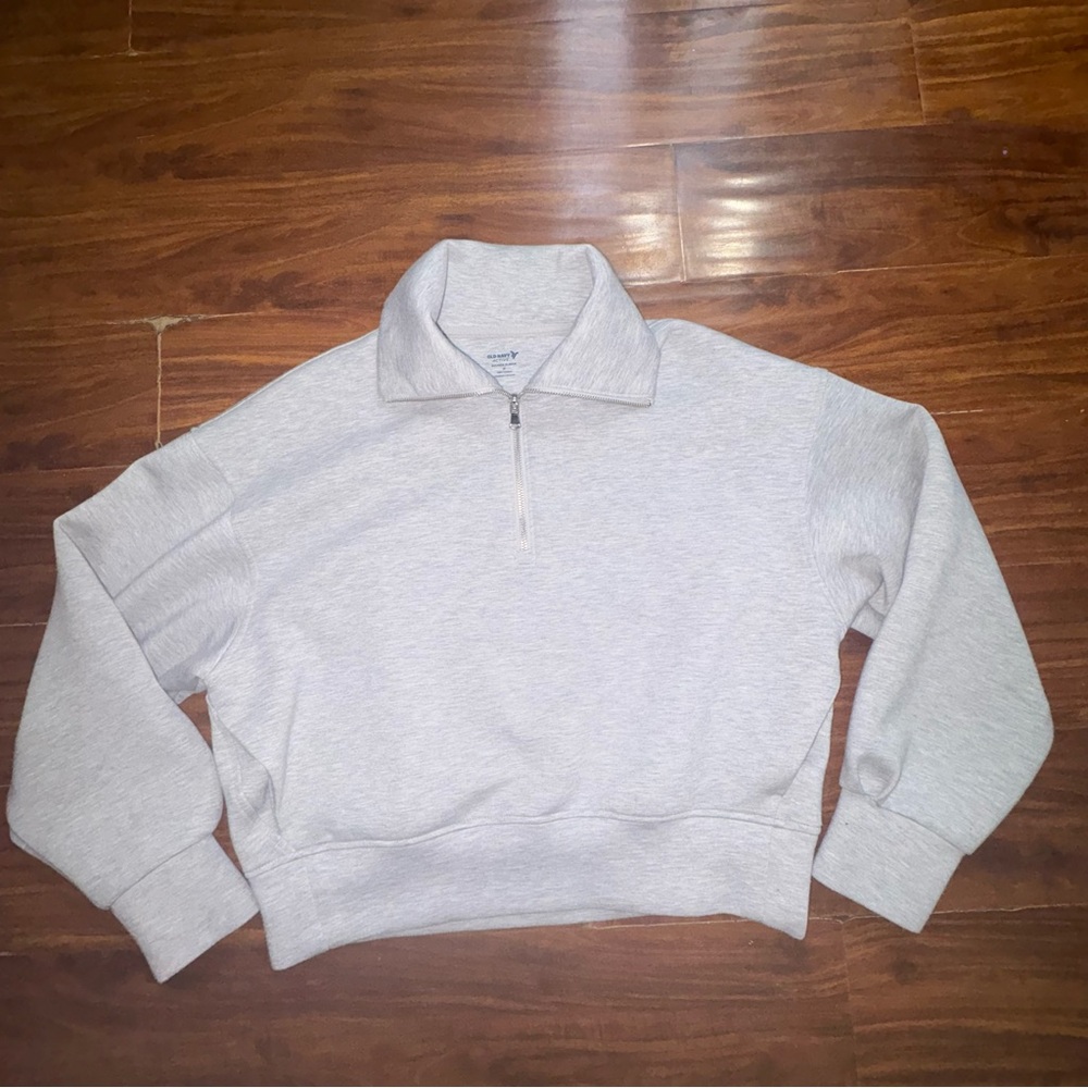 Old Navy Men's Light Gray Zip-Up Sweater